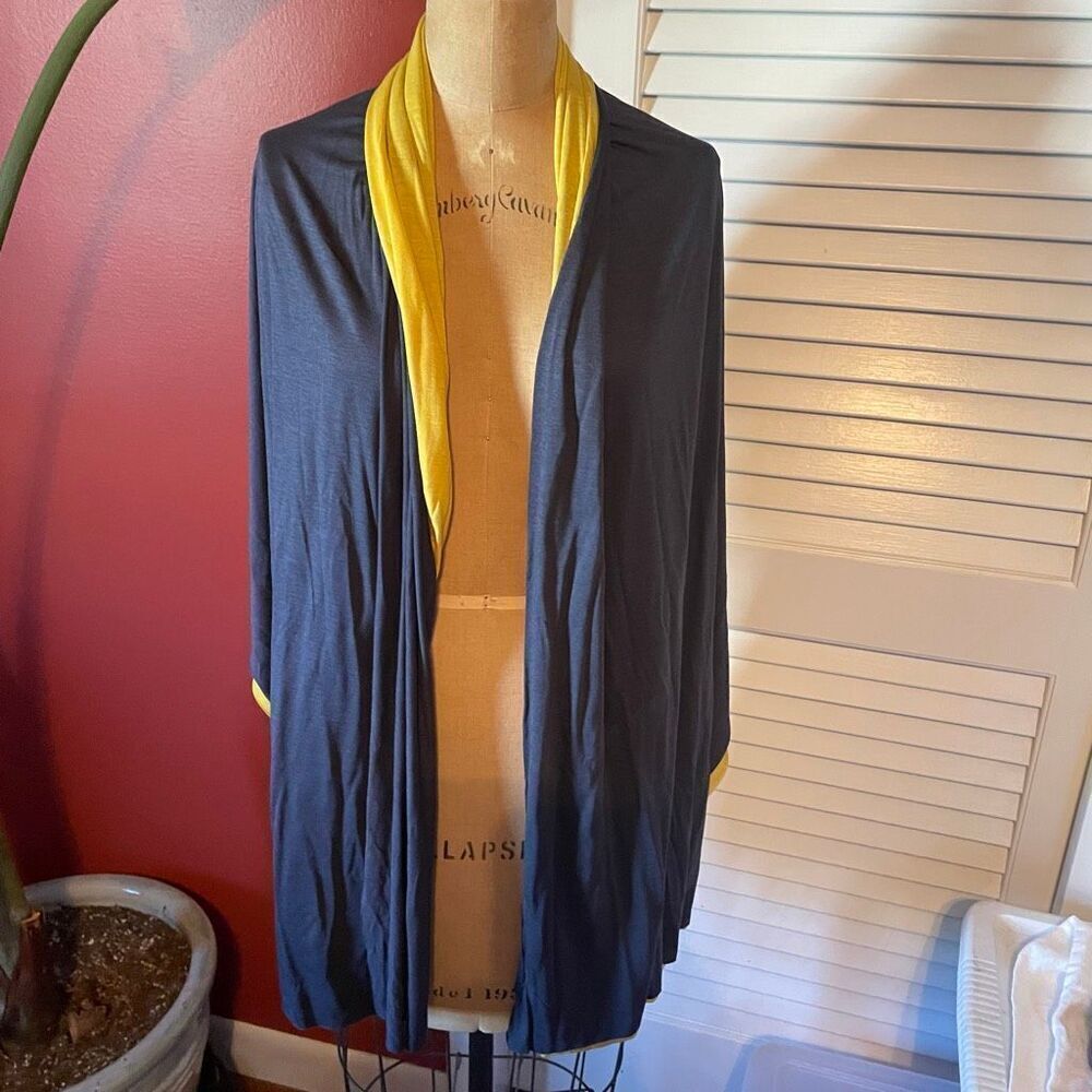 PUROTATTO | reversible navy gold scarf - Picture 2 of 9